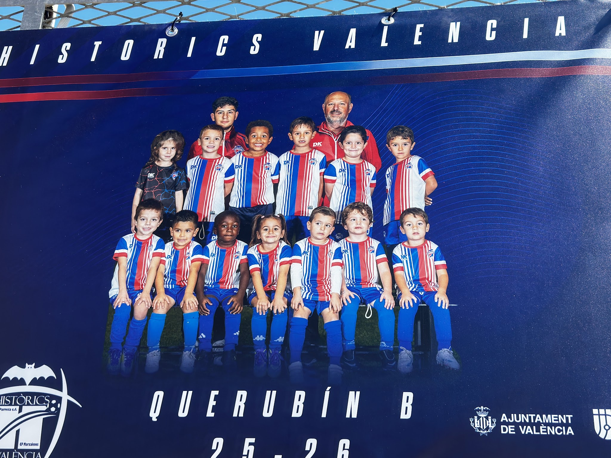 Ya tenemos foto oficial: el Querubín B listo para la temporada 25-26
